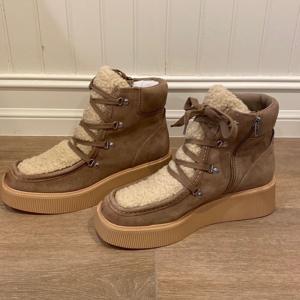 Dolce Vita Sneakers